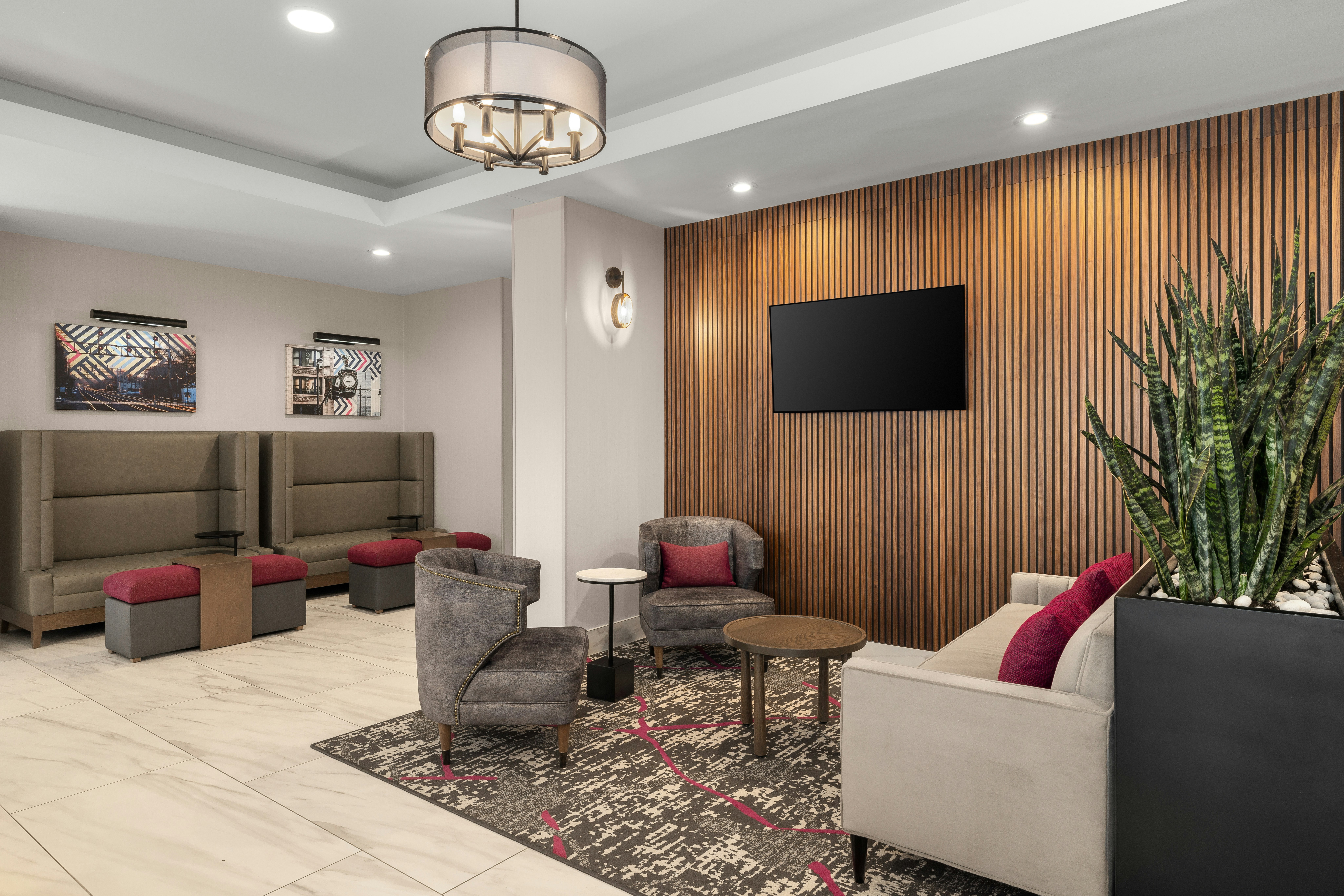 Hampton Inn and Suites Downers Grove Chicago 15/41