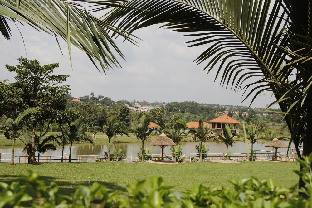 Forest Park Resort 36/50