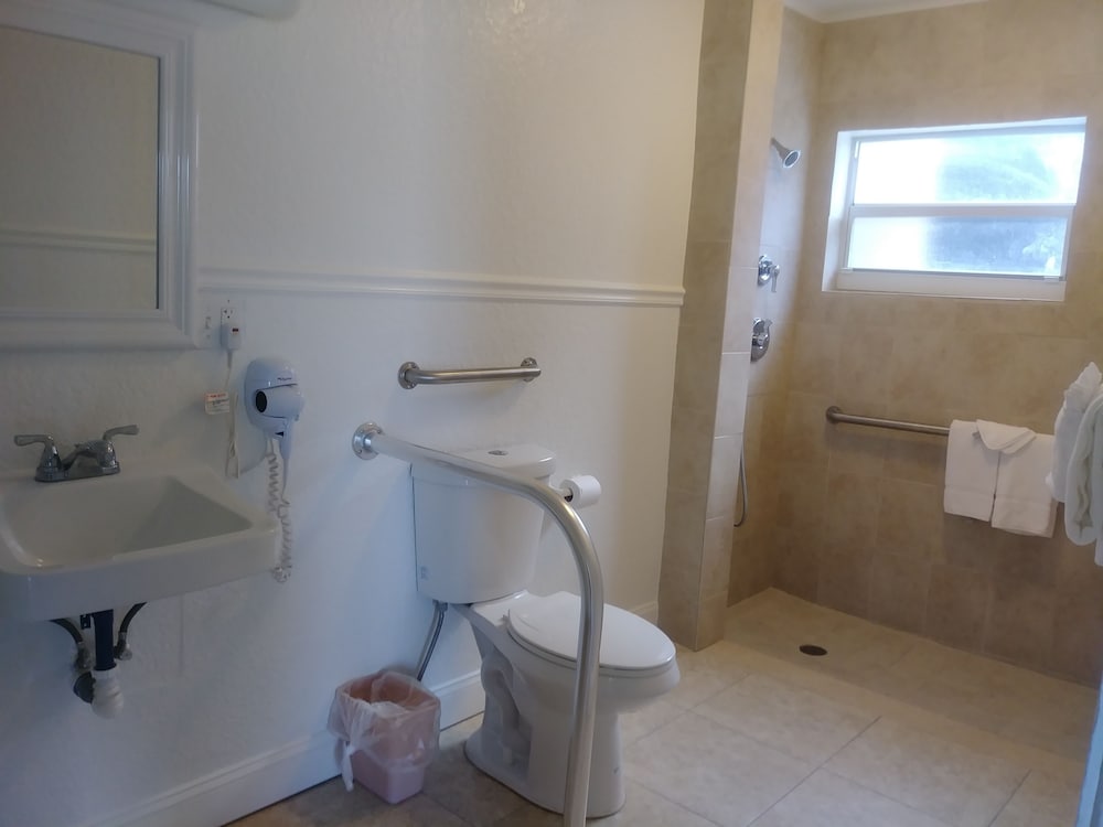 Kingsail Resort 57/59