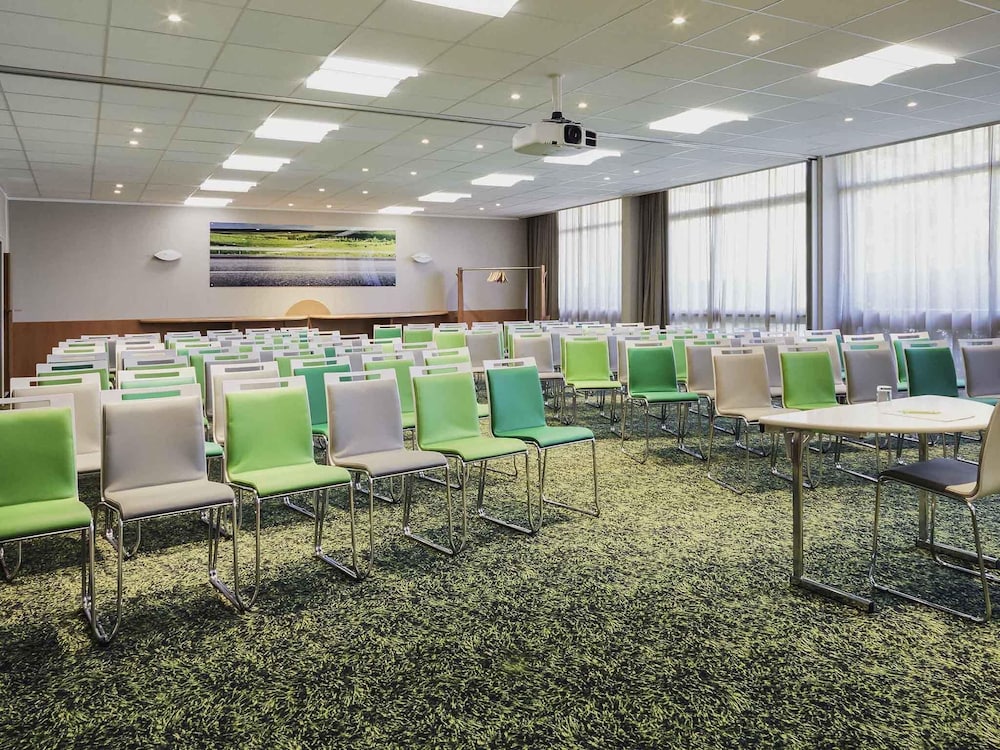 Ibis Styles Marseille Provence Aeroport 66/78