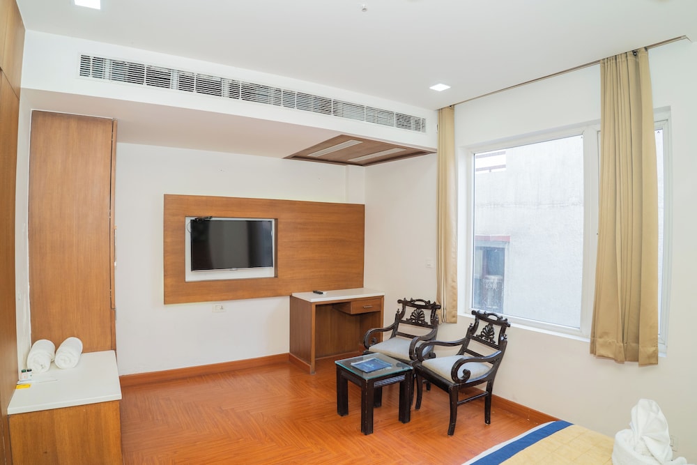 HOTEL GRAND HRIDEY 38/50