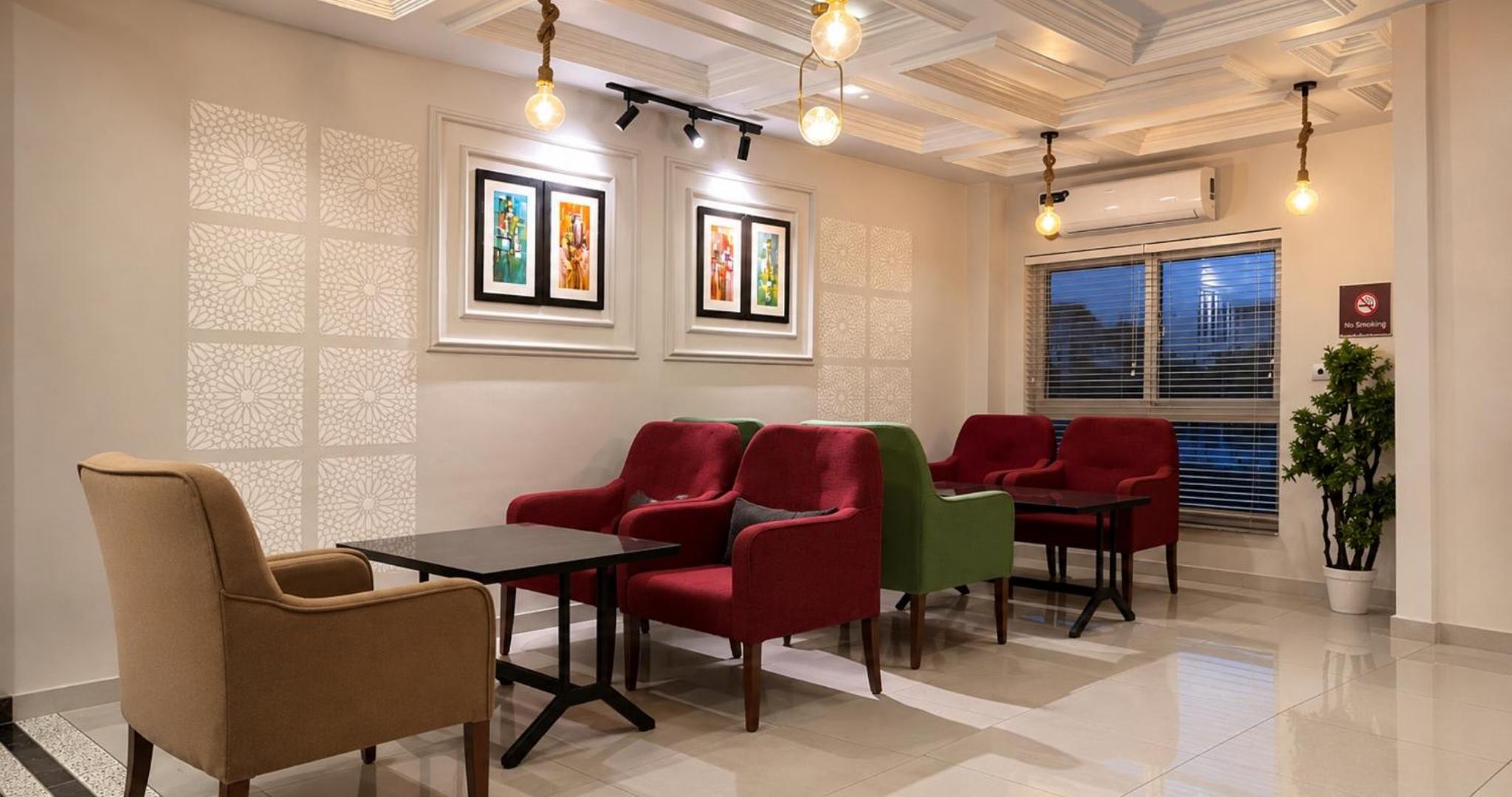 Ambrina Hotel 45/56