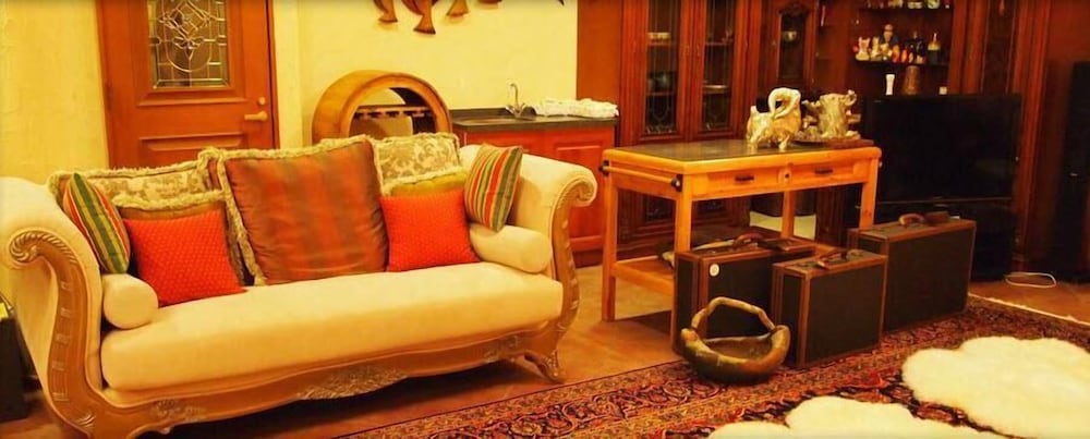 Petit Hotel Corinthian 20/31