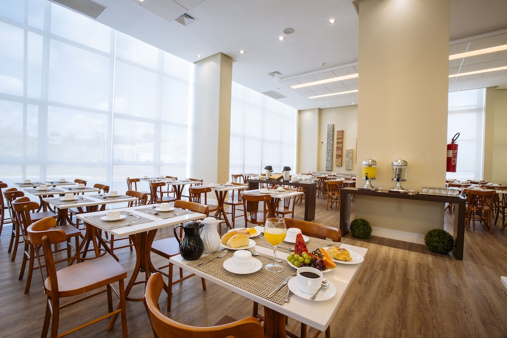 Hotel Intercity Suape Costa Dourada 33/47