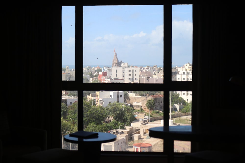 Lemon Tree Premier, Dwarka 43/50