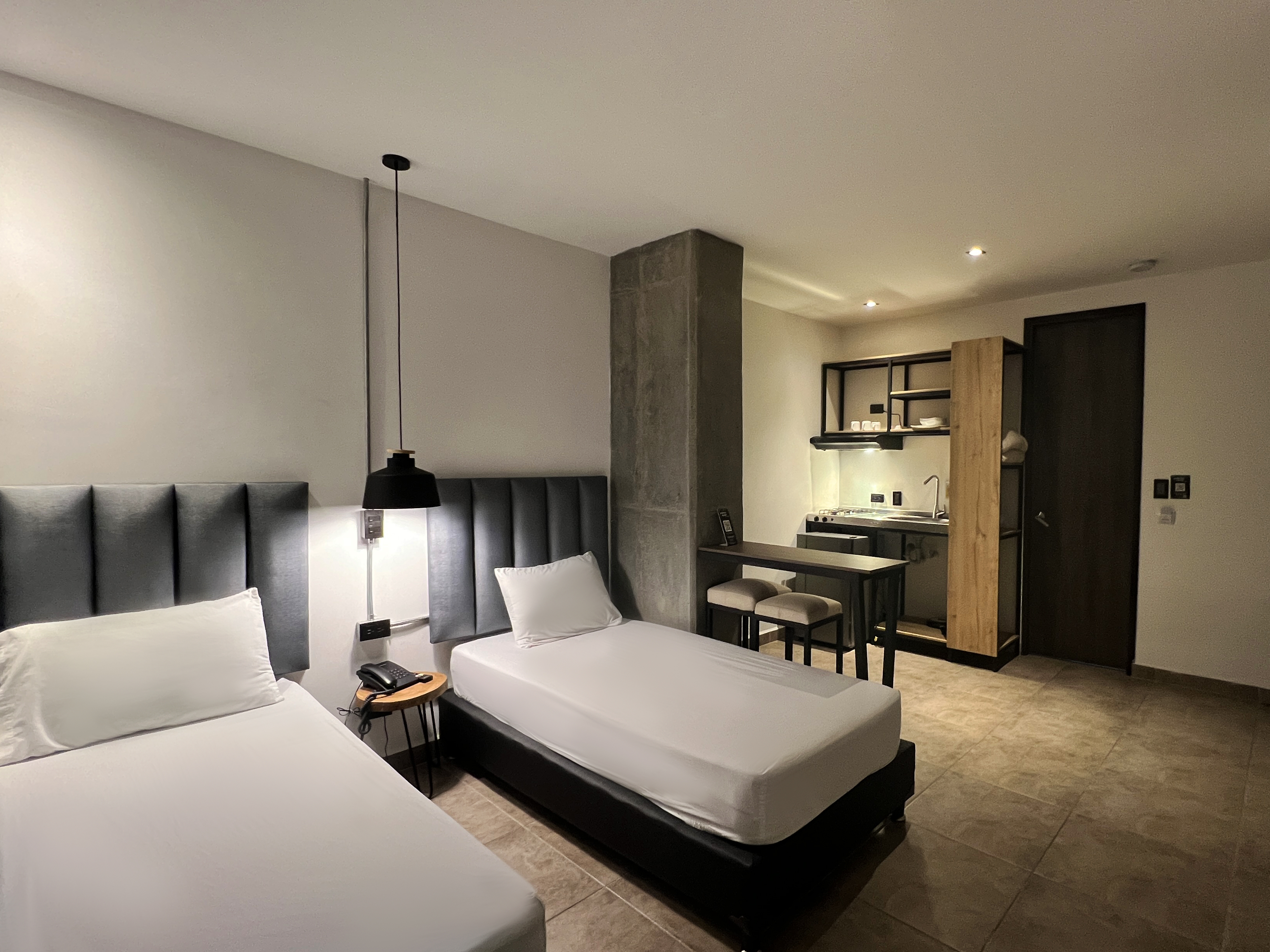 Hotel Appartments 12/50