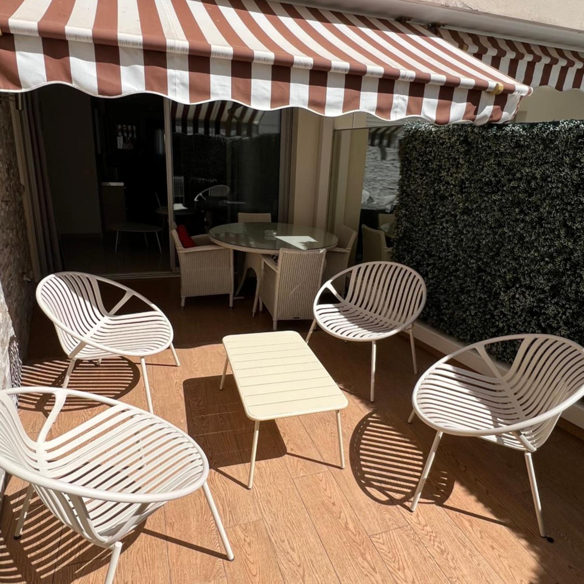 Hotel le Fouquet s 39/50