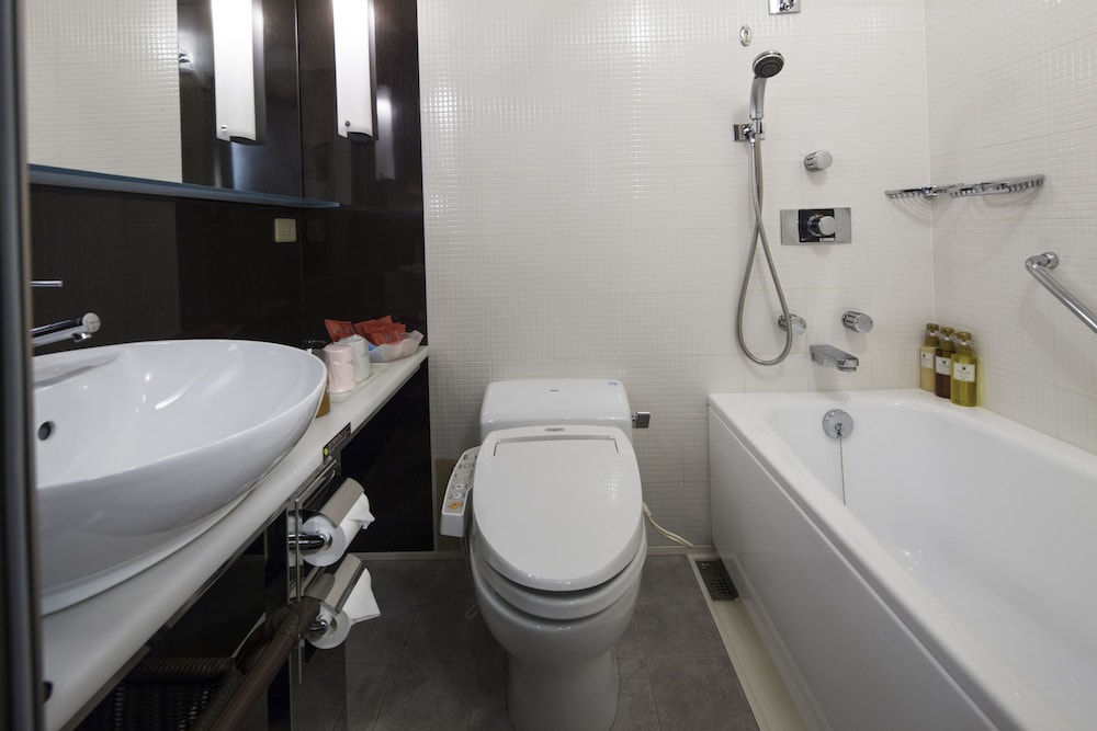 Miyako Hotel Kyoto Hachijo 66/67