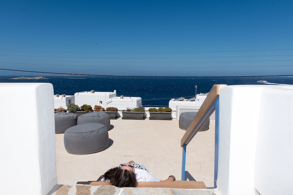 Spanelis Hotel 43/56