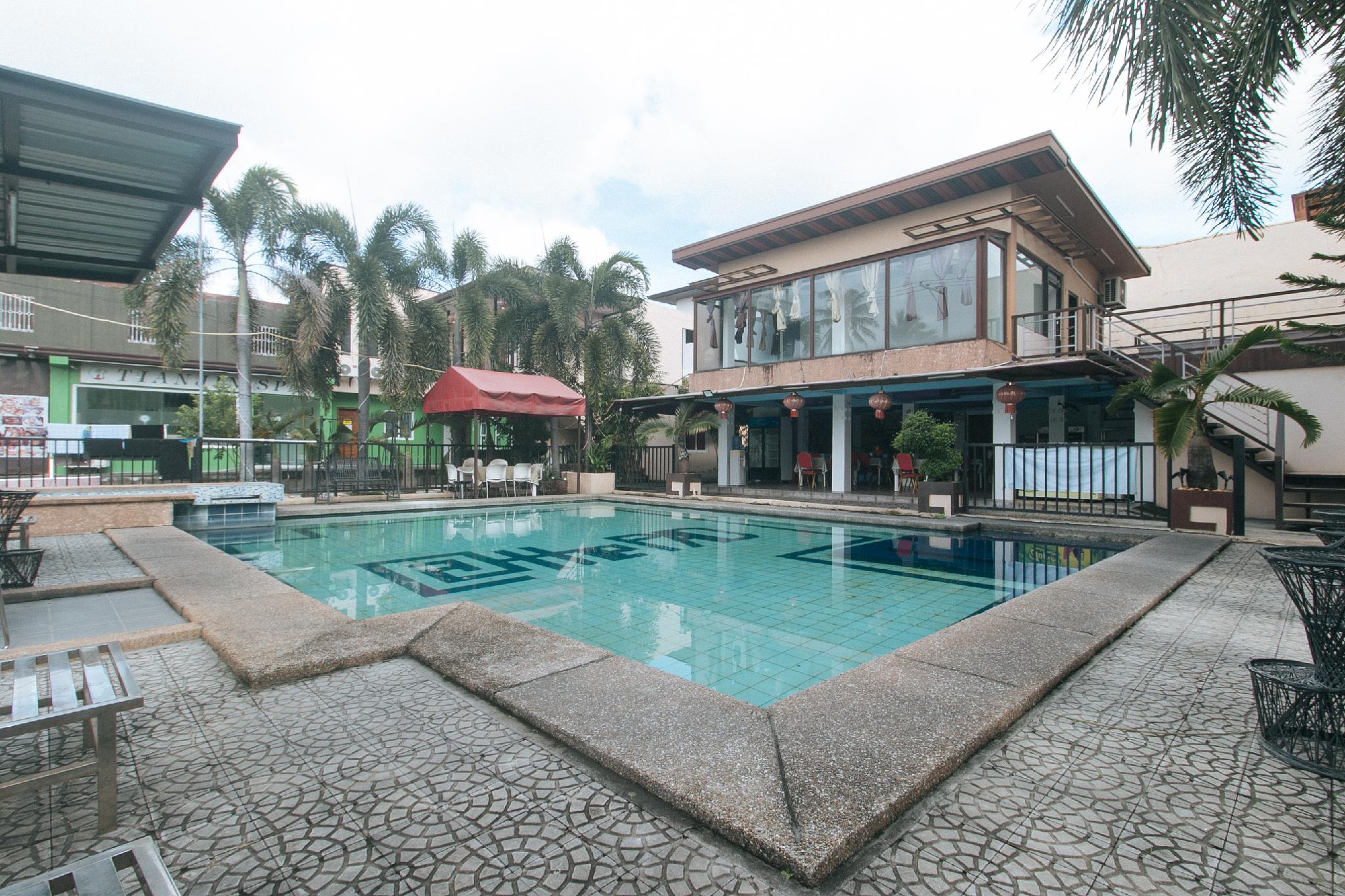 @thePAD Hotel &amp; Resort 3/50
