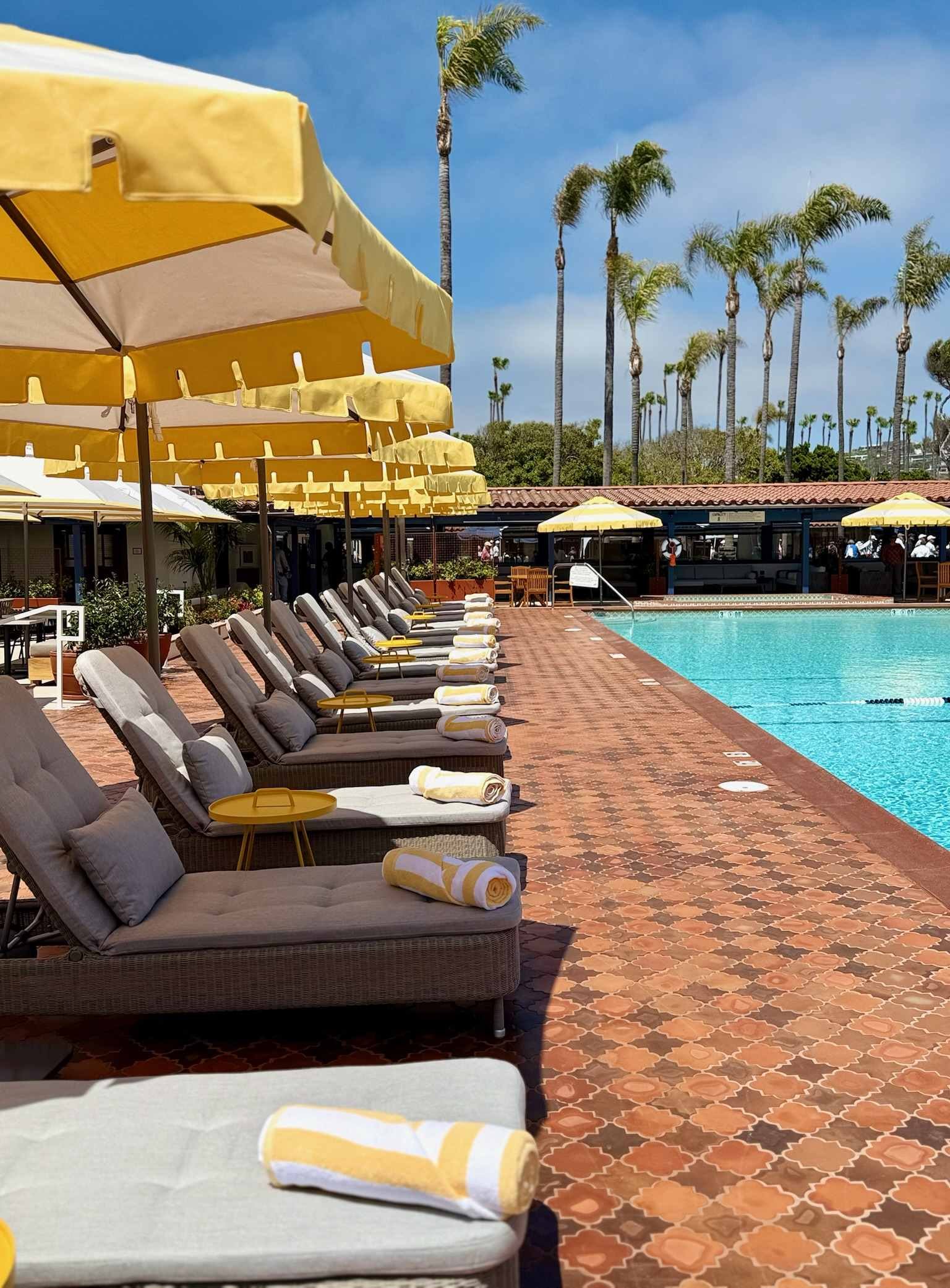 La Jolla Beach and Tennis Club 30/73