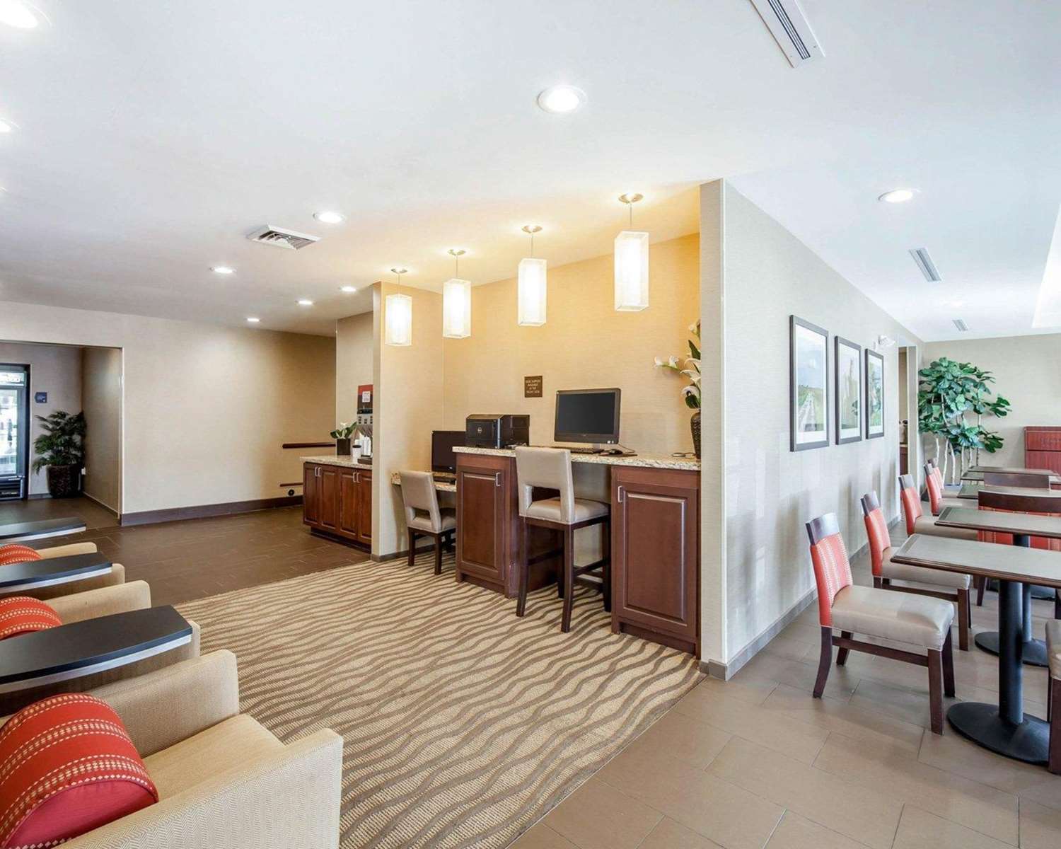 Comfort Suites Marietta Parkersburg 28/49