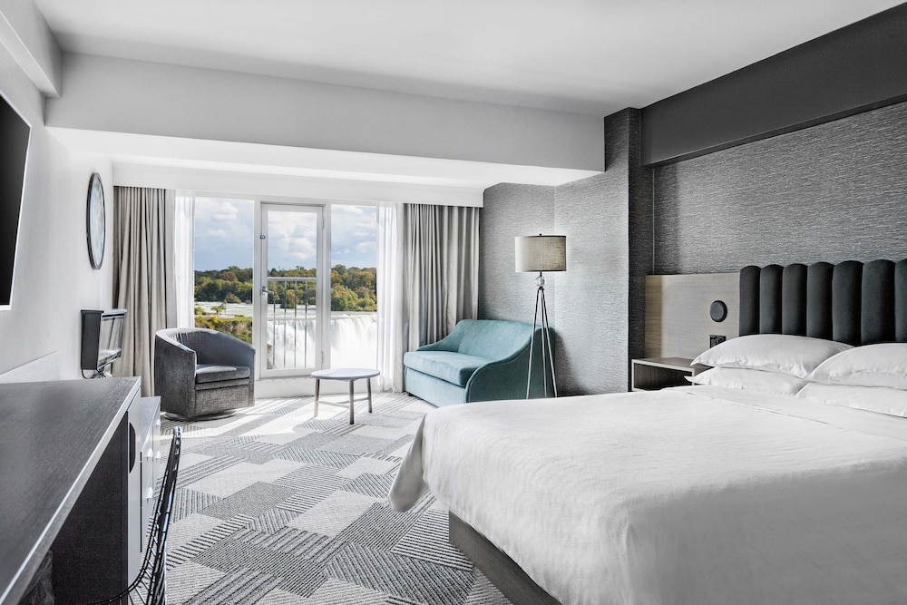 Room, King Bed, Falls View, Sofa, Balcony