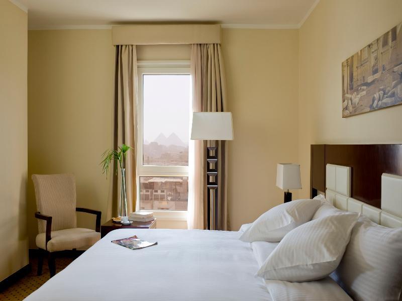 Junior Suite, Deluxe, Pyramids View