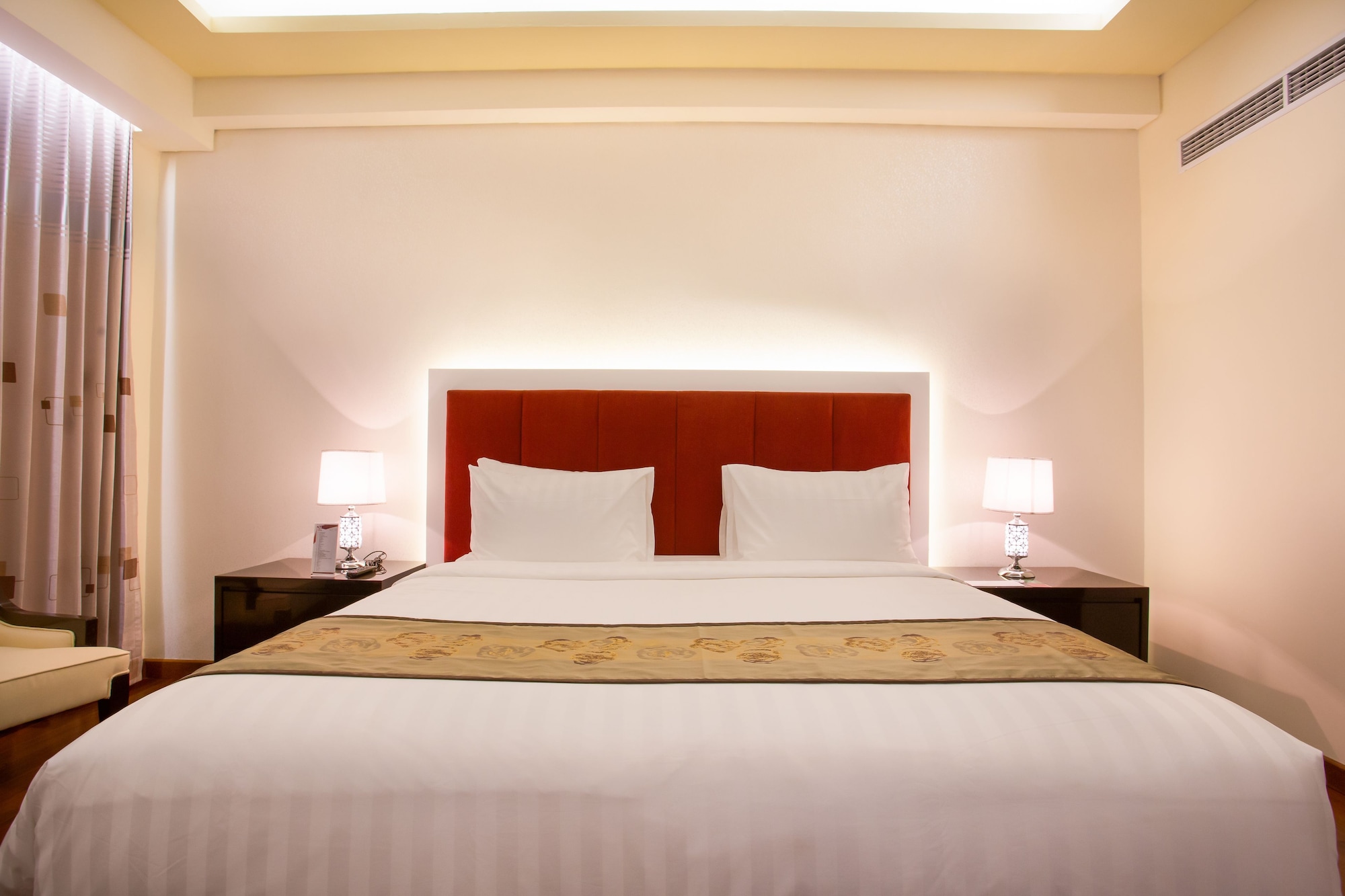 SUITE, DOUBLE BED