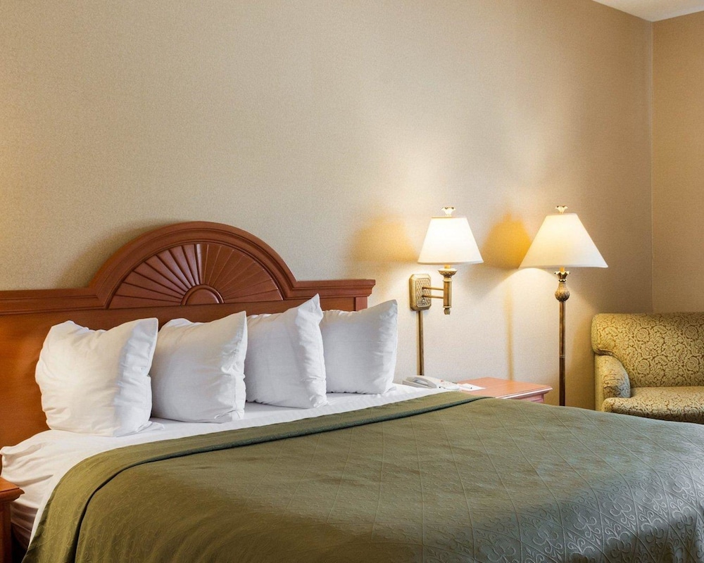Quality Inn Brookings University 11/38
