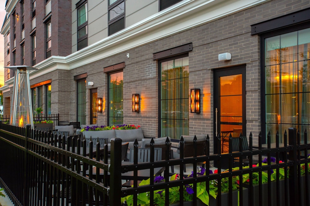 Fairfield Inn & Suites By Marriott Annapolis 2/40