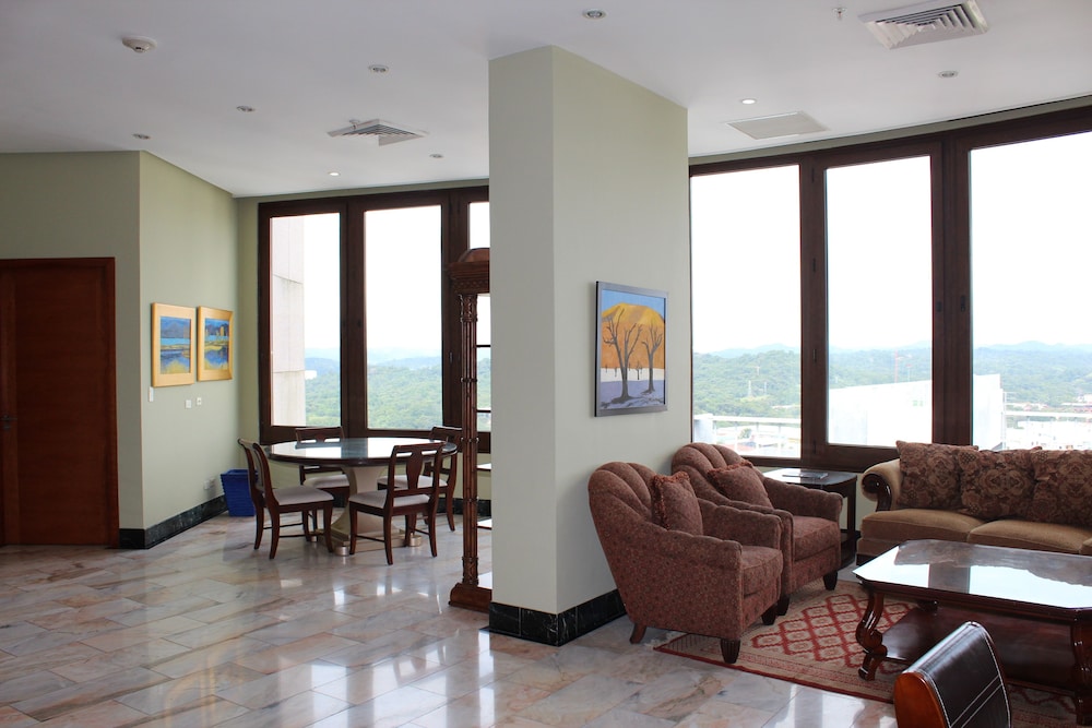 Torre de Alba Hotel Suites 45/68