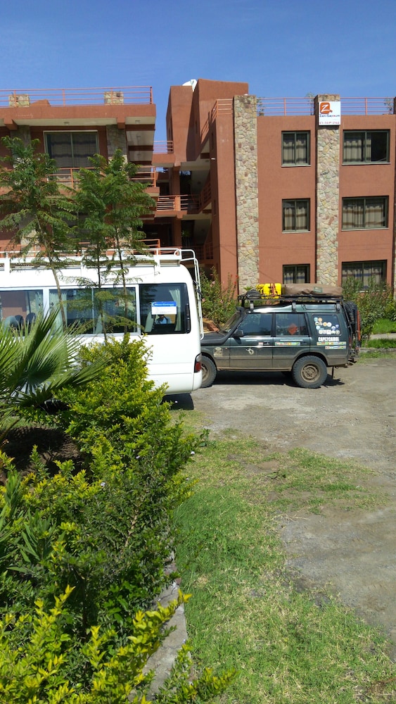 Zan-Seyoum Hotel 42/50