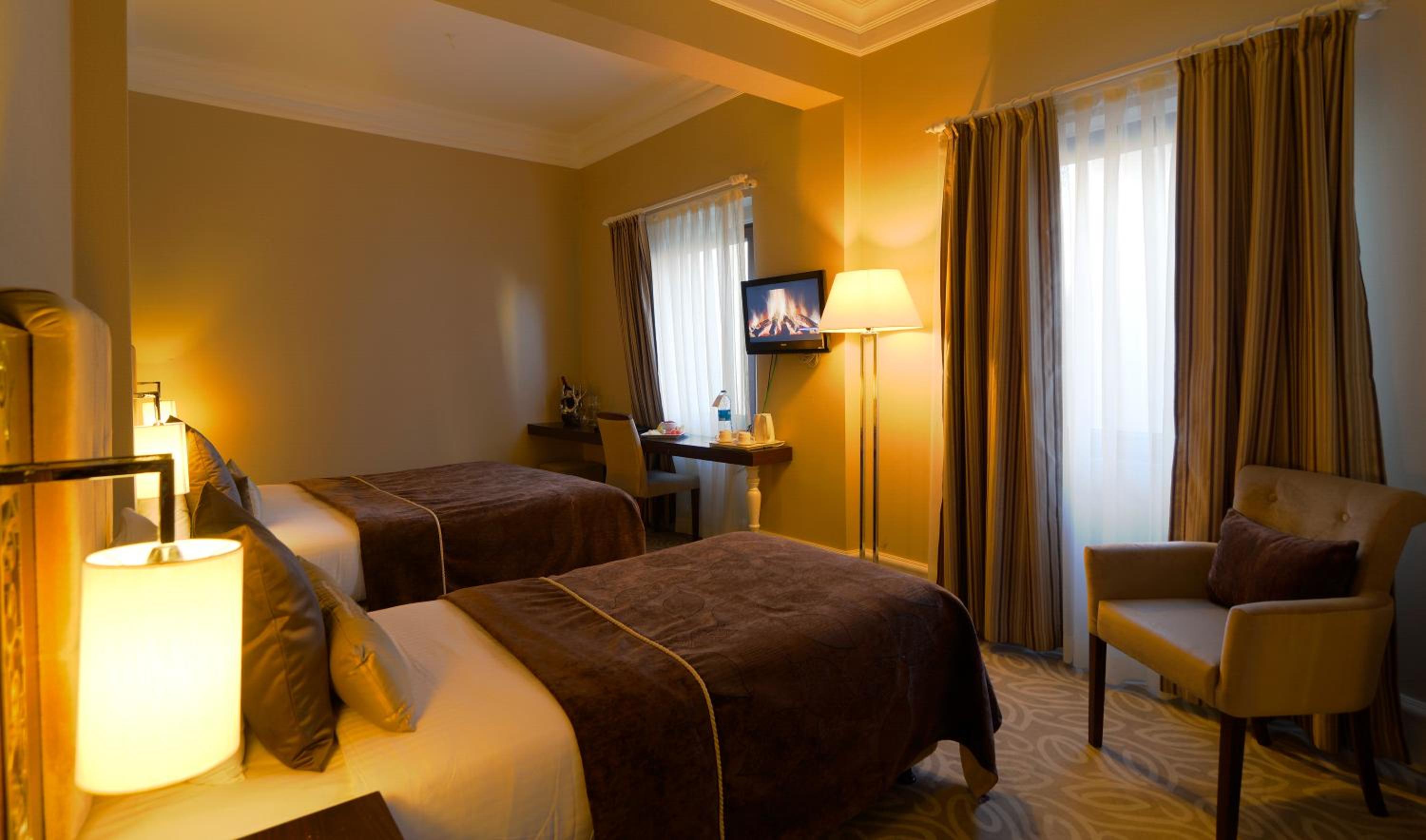 غرفة ثلاثية بسرير مزدوج وسرير فردي، City Center Hotel Taksim 5/6