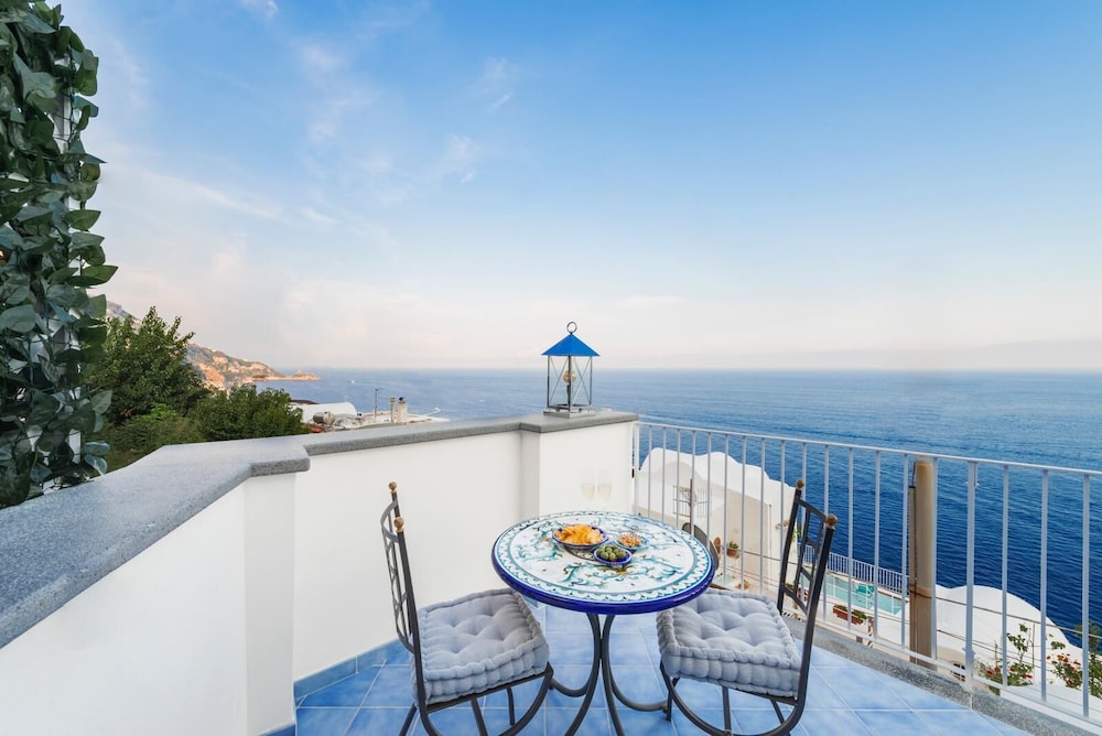 La Divina Amalfi Coast 15/20