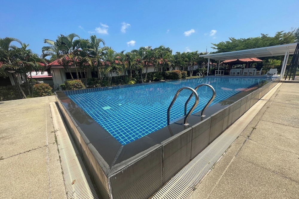 Phuket Airport Villa 62/80