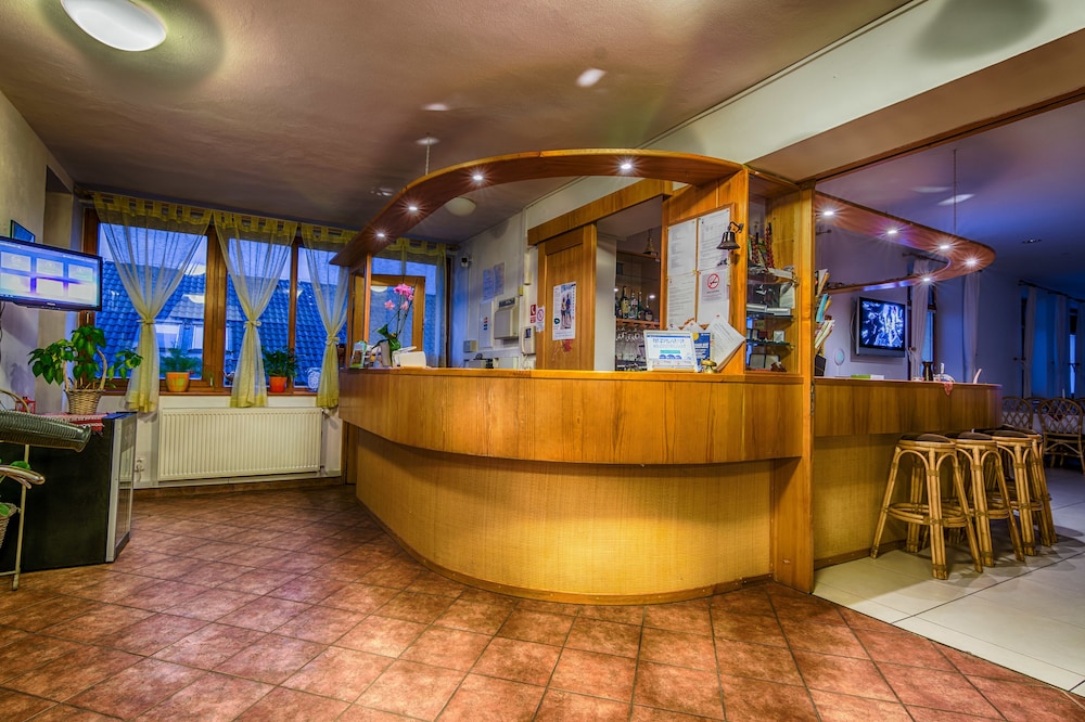 Hotel Villa Siesta 6/50