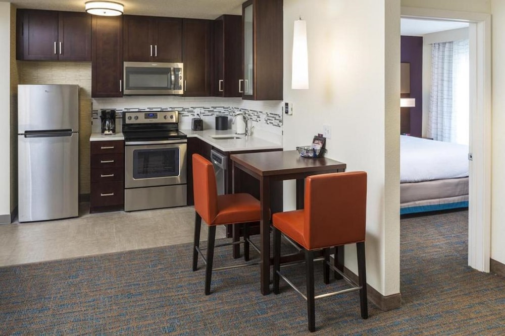 Residence Inn By Marriott Atlanta Mcdonough 39/48