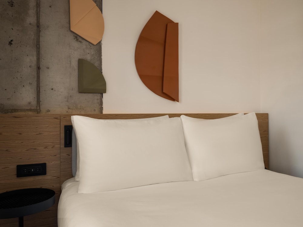 Hotel 38 New York City, Tapestry Collection by Hilton 26/52