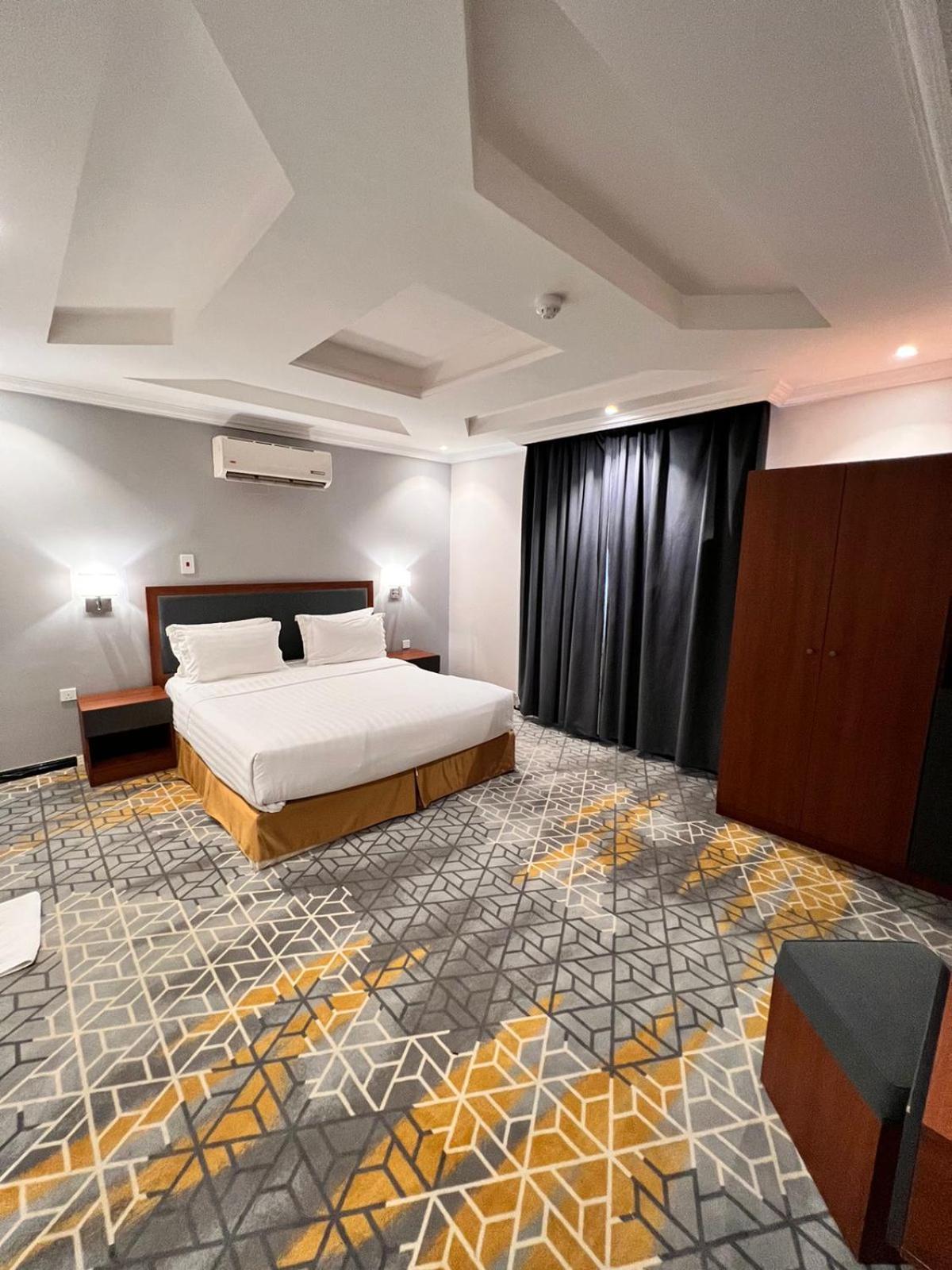 2 Bedrooms, Family, Suite