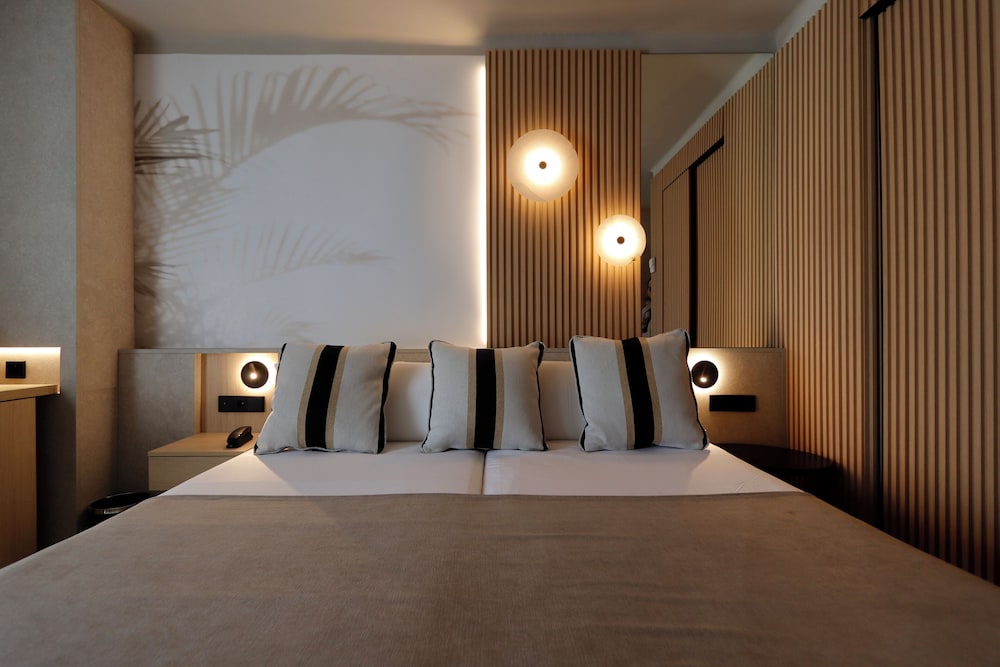 BG Hotel Caballero 24/58