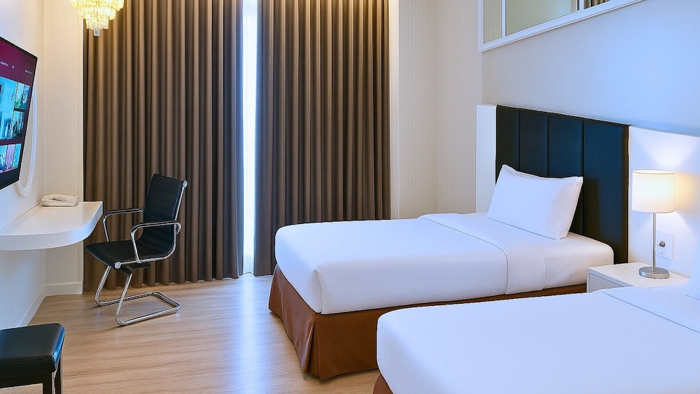 The Grantage Hotel and Sky Lounge 14/50