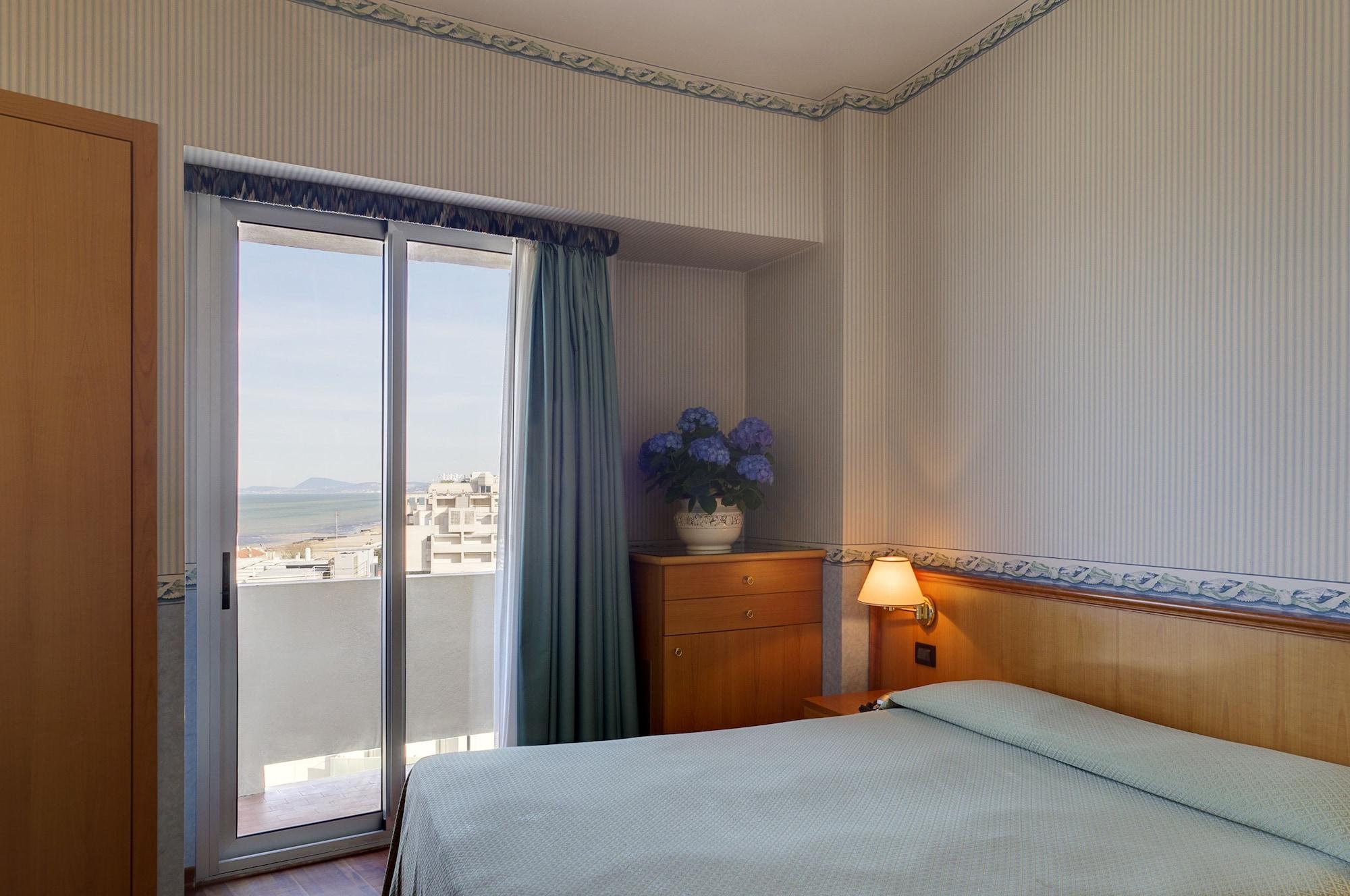 Hotel Palace 8/50