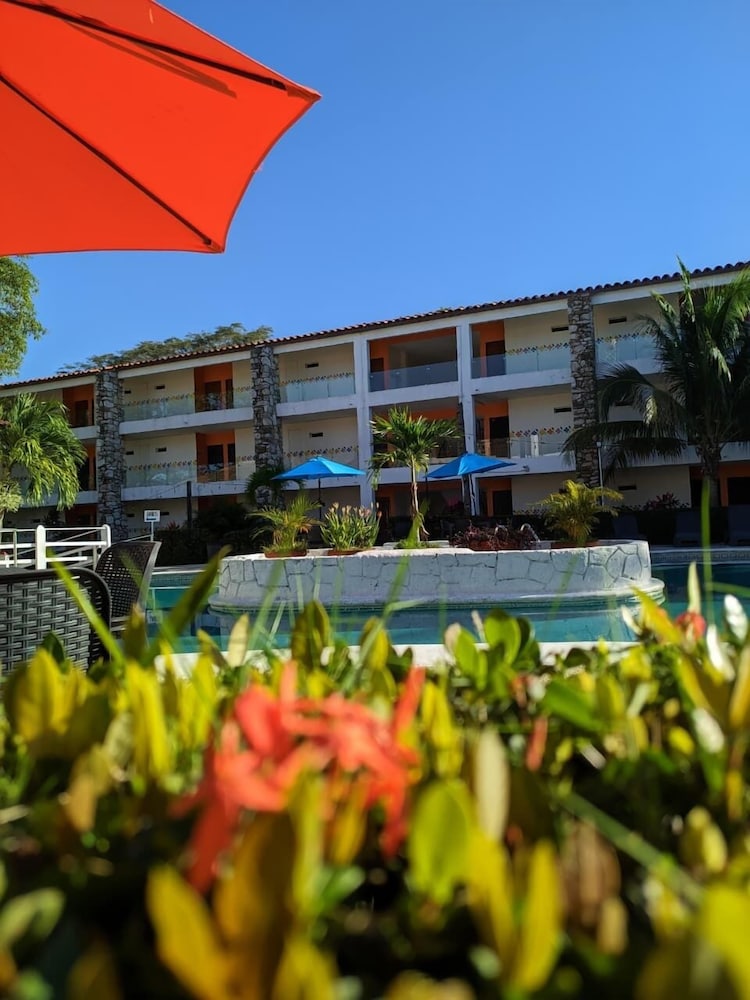 Plaza Palenque 8/69