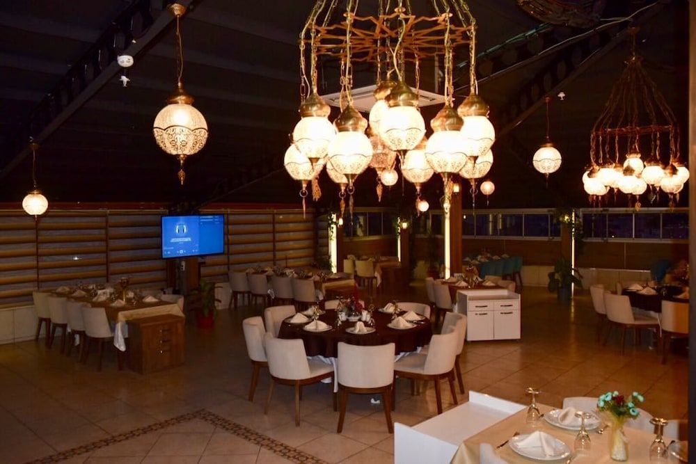 Yucel Hotel 43/50