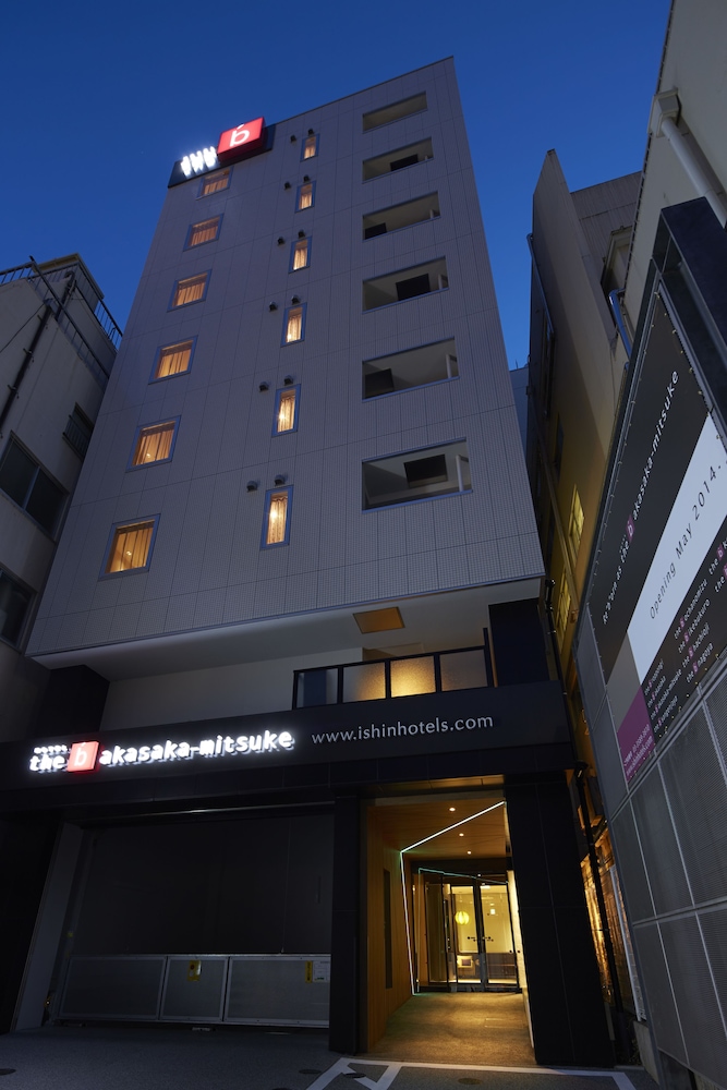 the b akasaka-mitsuke 3/60
