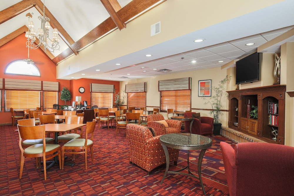 Residence Inn by Marriott Flint 34/47