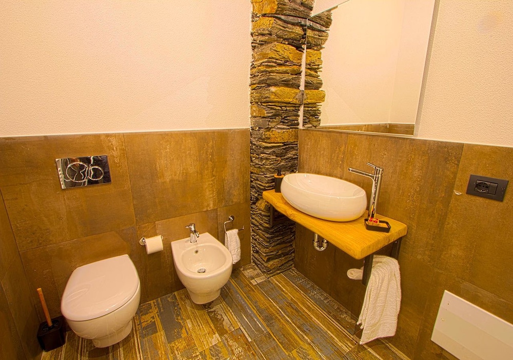 Oltremare Guest House 50/50