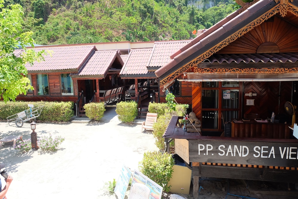 PHI PHI SAND SEA VIEW RESORT 9/57