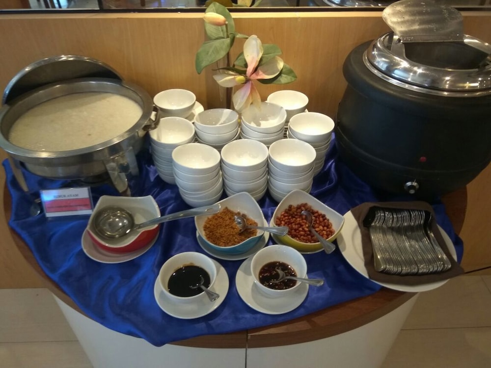 Best Hotel Kedungsari 23/42