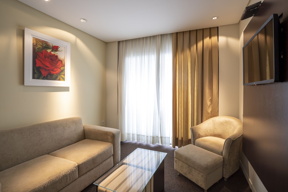 HOTEL PLAZA NORTH 27/44