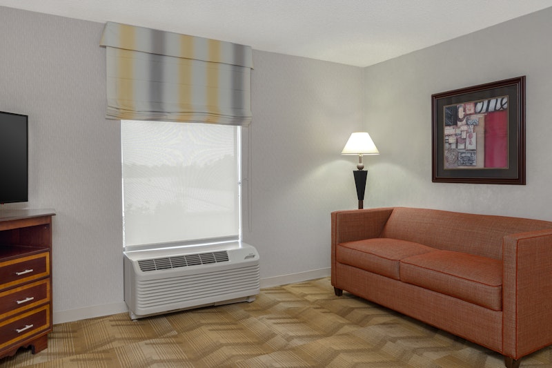 Hampton Inn Siloam Springs 35/50