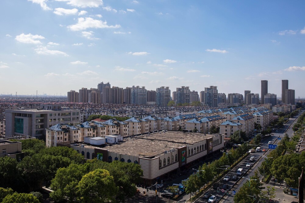 Courtyard By Marriott Shanghai Fengxian 3/41