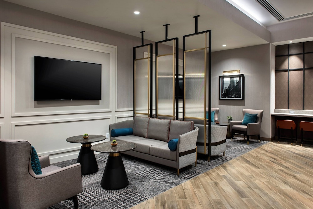 MARRIOTT COPLEY PLACE 31/53
