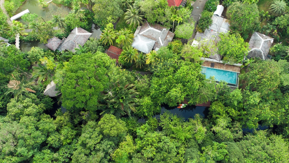 Blu Monkey Pooltara Krabi 59/63