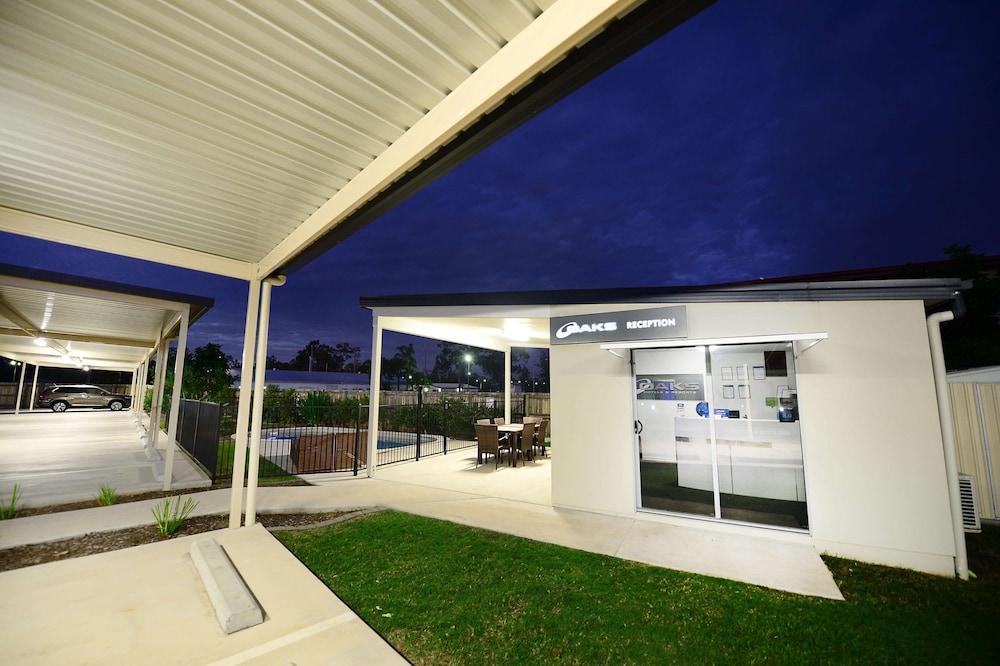 Oaks Middlemount Suites 52/53