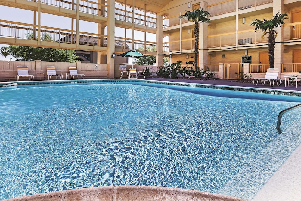 Travelodge by Wyndham Houston Cy-Fair 1/55