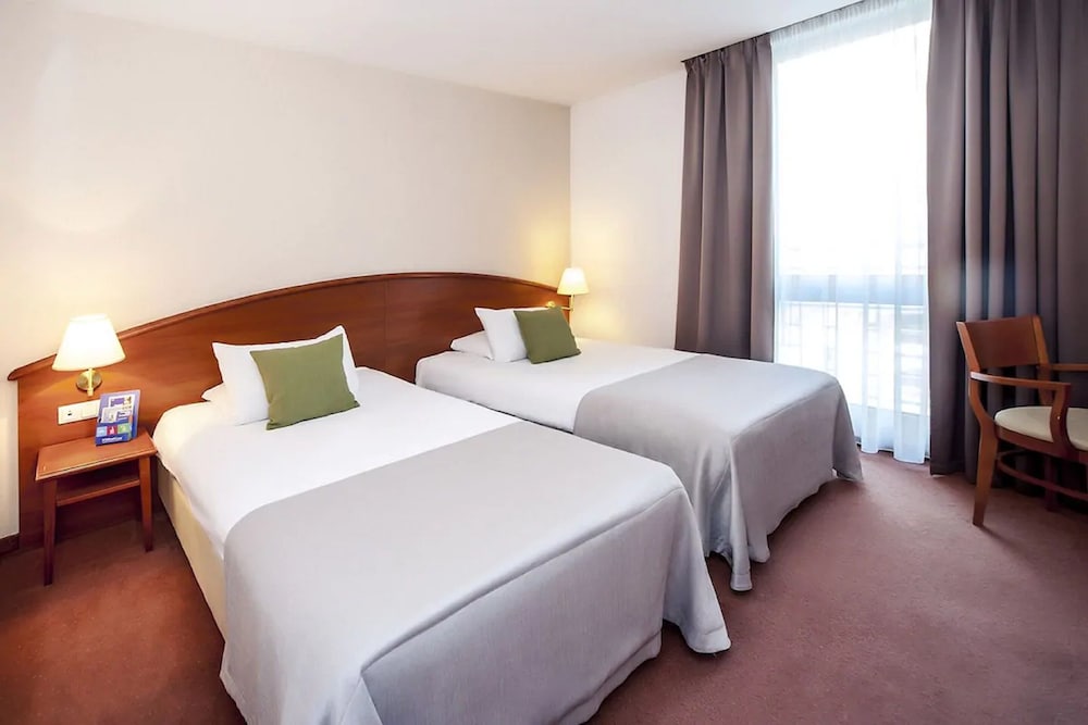 STANDARD, TWIN BEDS
