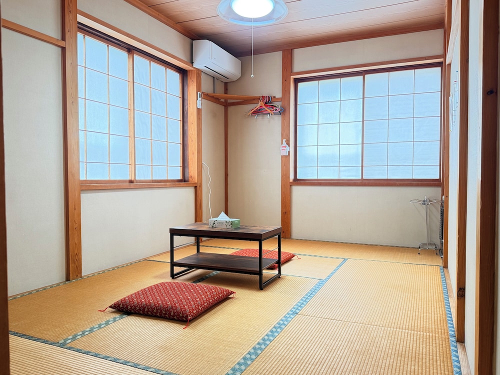 Kagura House 49/66