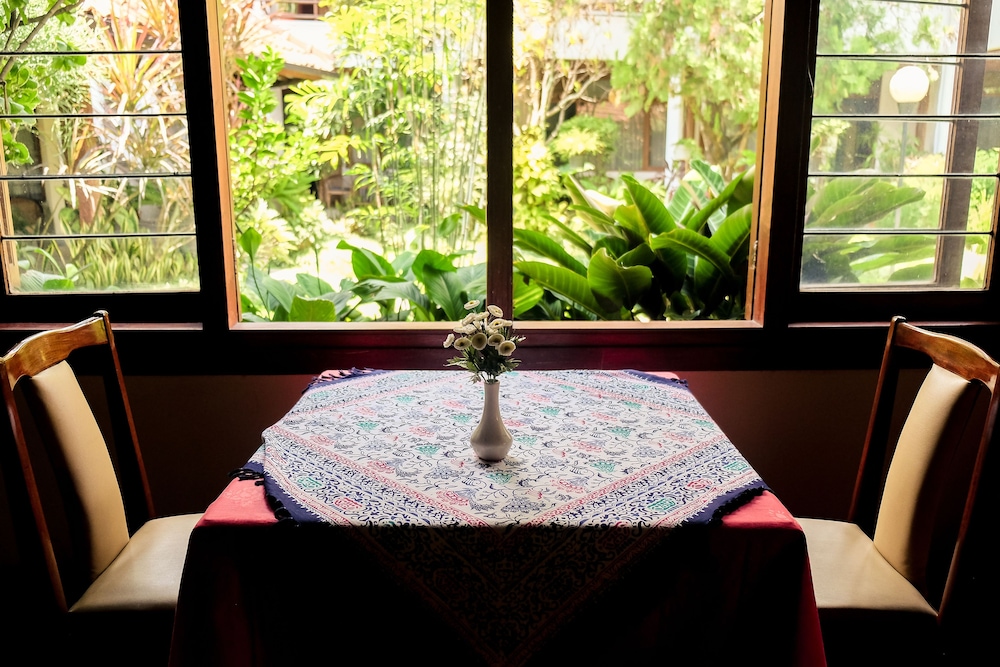 Hotel Bumi Asih 34/64